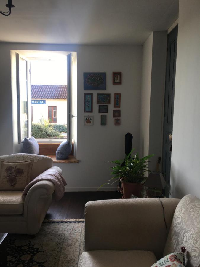 Saint-Martial-d'Albarede Ancien Relais De Poste The Old Post Office B&B 외부 사진